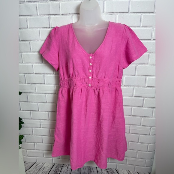 INGRID & ISABEL  Vibrant Pink Buttoned V-Neck Dress/size M - Picture 4 of 10